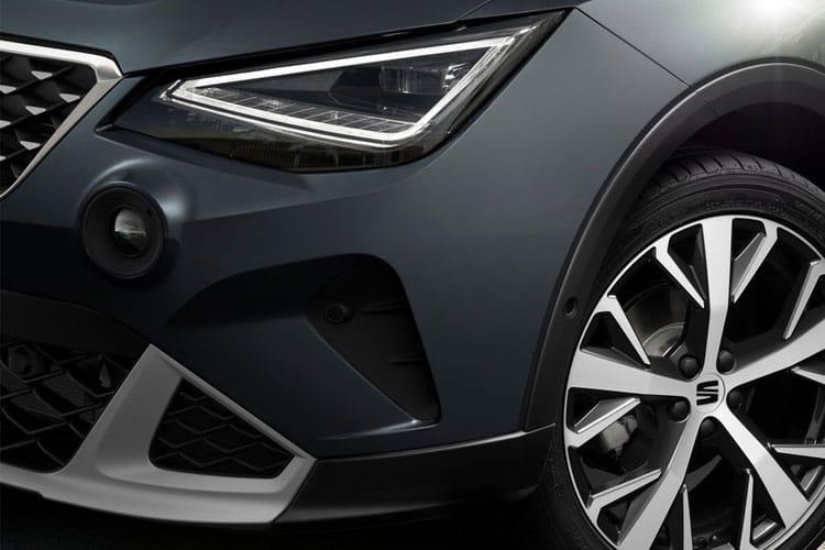 arona_hatchback_104788.jpg