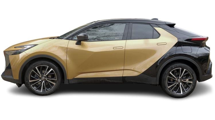 c_hr_hatchback_110621.jpg
