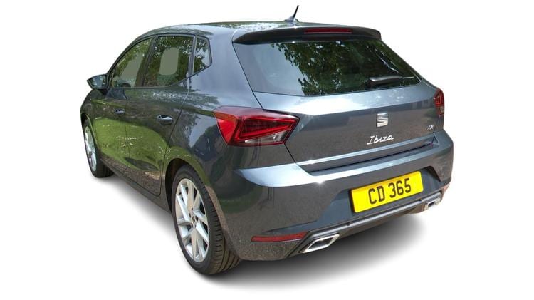 ibiza_hatchback_104881.jpg