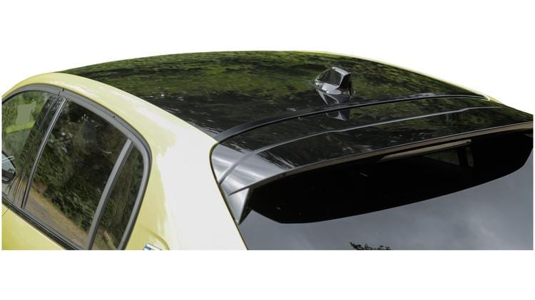 e_208_electric_hatchback_110645.jpg