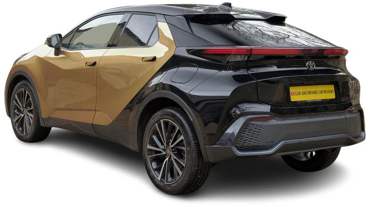 c_hr_hatchback_110621.jpg