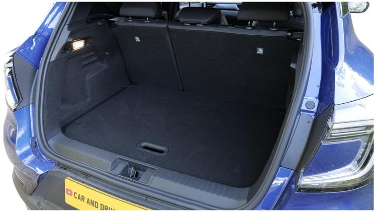captur_hatchback_112665.jpg
