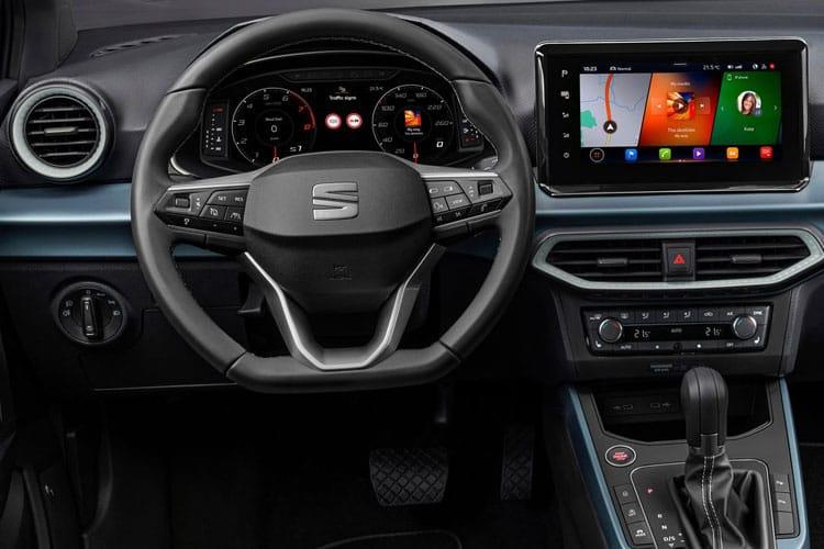 arona_hatchback_104788.jpg