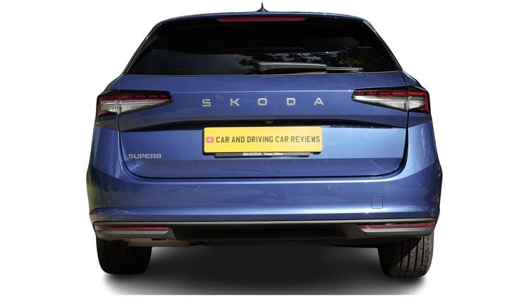superb_estate_diesel_112003.jpg - 2.0 TDI 193 SE L 4X4 5dr DSG