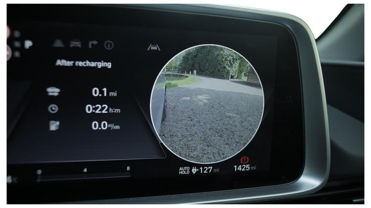 ioniq_6_electric_saloon_108114.jpg - 168kW Ultimate 77kWh 4dr Auto