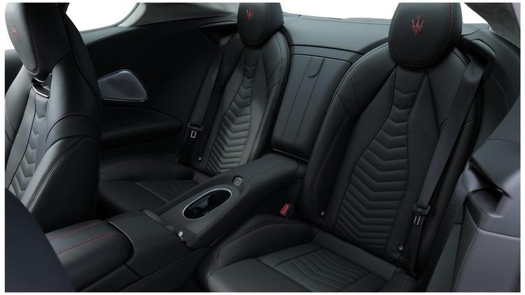 granturismo_coupe_110009.jpg - 3.0 V6 2dr Auto